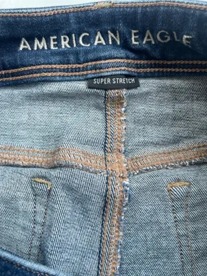 American Eagle Kick Boot Jean, Size 8 Long, EUC thumbnail 5