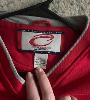 University Of Wisconsin Crewneck thumbnail 3
