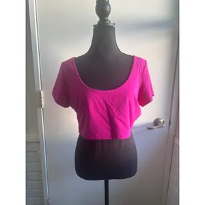 HATCH Maternity The Body Cropped Tee large athleisure gorpcore layered luxury thumbnail 2