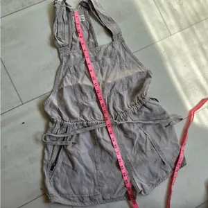 Wilfred Free Aritzia Grey Lyocell Short Overalls Romper Drawstring Waist Small‎ thumbnail 8