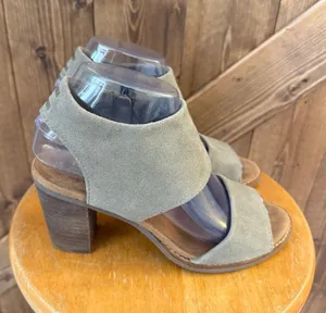 TOMS Women’s Size 7 Gray Suede Peep Toe Block Heel Sandals thumbnail 1