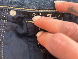 Seven For All Mankind High Waist Slim Kick Jeans Nwt- Size 26 thumbnail 6