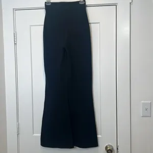 Anthropologie Black Wide Leg pants size XS. thumbnail 4