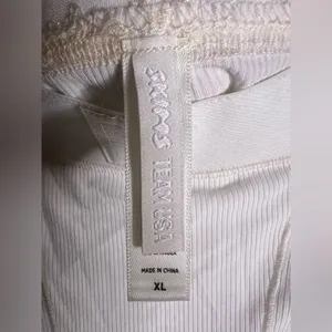 SKIMS Soft Lounge Rib Leggings Team USA White in size XLarge thumbnail 6