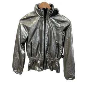 Lululemon X Barrys‎ Women's Titanium Foil Stronger As One Hooded Jacket Size 0 thumbnail 8
