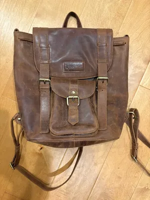 Woodpecker distressed leather finish backpack brown unisex academia thumbnail 1
