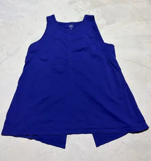 Athleta Women’s Sleeveless workout Tank Top large thumbnail 1