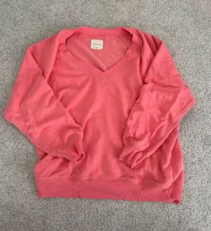 American Eagle V-Neck Sweatshirt thumbnail 1