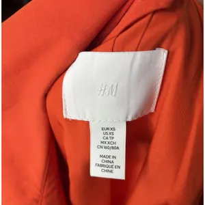 H&M Womens Orange Double Breasted Belted Long Trench Coat XS P/N 11152047 thumbnail 7