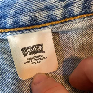 Levi's 501 Distressed Cut Off Shorts 32 thumbnail 7