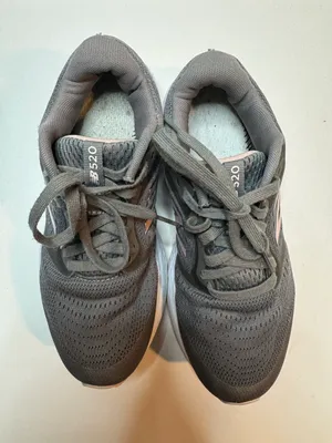 New Balance Womens 520 Cross Trainers Size 7 thumbnail 3