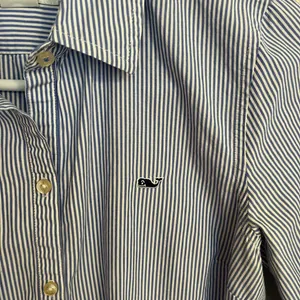 [Vineyard Vines] Blue/White Striped Button Down Shirt -‎ Size 0 thumbnail 3