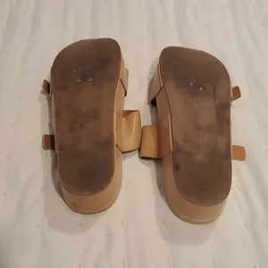 The Dolce Vita Cici Blush Stella Buckled Platform Slide Sandals (5) thumbnail 6