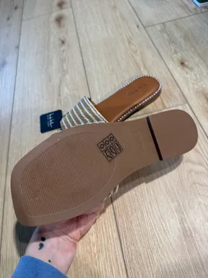 Nicole Miller Beaded Slip On Sandals 8.5 thumbnail 2