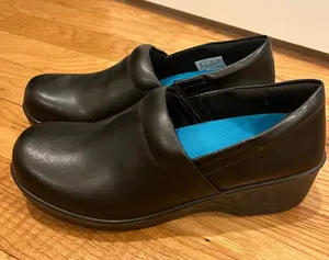 Dr. Scholls Black Clogs thumbnail 1