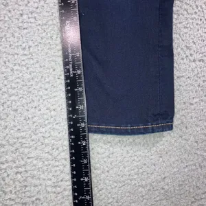 True Religion Low Rise Capri Jeans Womens 25x23.5 Blue Y2K Pink Stitch Logo Flaw thumbnail 10