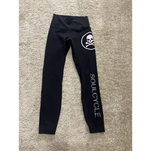 Lululemon Align High Rise Black Sz 4 Pant - 25" Skull Soul Cycle Retail $98 thumbnail 3