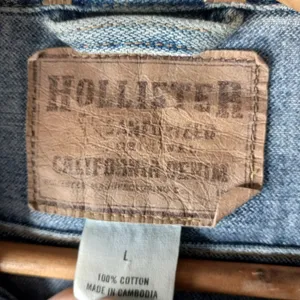 Hollister L Trucker Jacket Light Wash Jeans Metal Rivet Button Front thumbnail 6