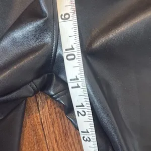 Abercrombie & Fitch NWT black vegan leather leggings size s thumbnail 8