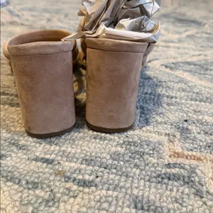 ALDO Women's Beautiful Classic Suede Slip On Block Tan Heel Sandals Size 9 thumbnail 8