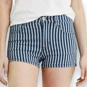 American Eagle Shorts Size 4 thumbnail 3