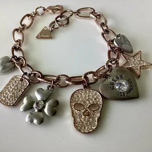 Guess Charm Bracelet thumbnail 4