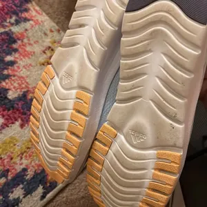 Adidas bounce sneakers 8.5‎ thumbnail 7