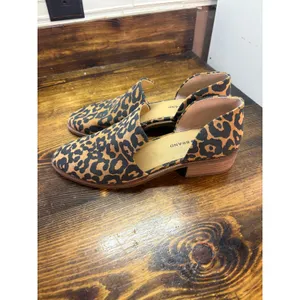 Lucky Brand Leopard Print‎ Side Cutout Ankle Boots Size 10 thumbnail 2