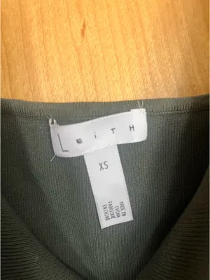 Leith Tank Top thumbnail 2