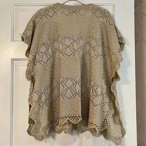 Lumiere Women’s Tan Knit Crochet Poncho Blouse One Size thumbnail 4