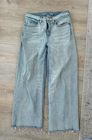 Old Navy Jeans thumbnail 1