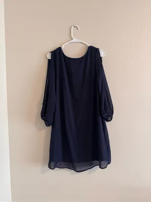 NWT Lulu's Navy V-Neck Sheer Sleeve Tunic thumbnail 5