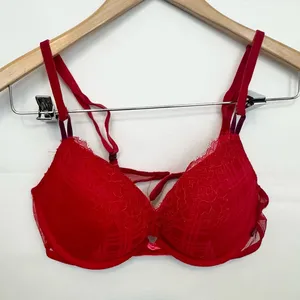 Victoria’s Secret Red T Shirt Push Up Underwire Back Close 34C thumbnail 1