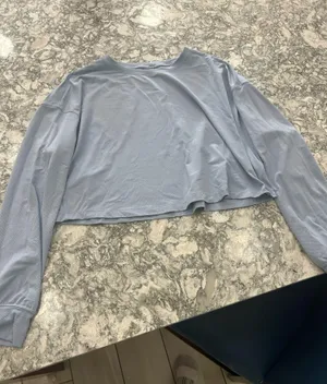 Lululemon Long Sleeve Oversized crop top thumbnail 1