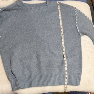 Women’s Large Oversized Cozy Blue Sweater with White Accents thumbnail 5
