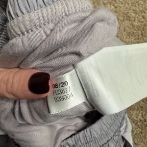 Adidas‎ Originals Bellista Cuffed Sweatpants Size Small thumbnail 5