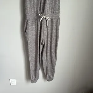 Vuori Lux Harem Jumpsuit in Heather gray Small thumbnail 6