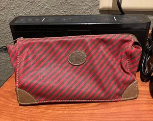 Gucci vintage cosmetic bag thumbnail 1