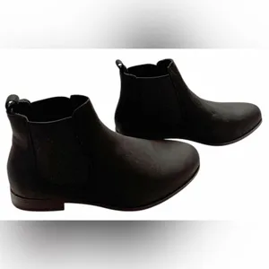 VJH Comfort Slip On Ankle Boot, Western Almond Round Toe Elastic Chelsea Boots thumbnail 1
