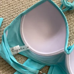 Cupshe Halter Wrap Style Underwire Bikini Top Aqua Women’s Size Medium VEUC thumbnail 5
