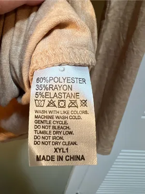 Women’s Size Small Long Sleeve T-Shirt Beige Tan White Coffee Weather Crewneck thumbnail 8