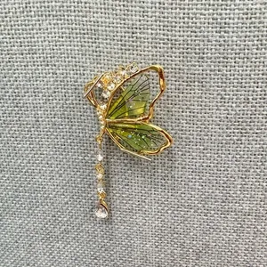 Elegant Green Butterfly Brooch Gold Tone with Crystal Details Nature‎ Inspired thumbnail 3