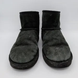UGG Classic Mini‎ II Black Suede Sheepskin Boots 1016222 Womens Size 9 thumbnail 3