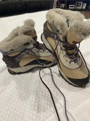 Vibram Beige and Brown Faux-Fur Trim Hiking Boots thumbnail 1