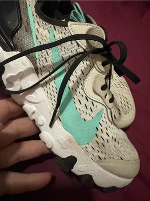 Nike Women's Beige Sneakers with Teal Swoosh size 4,5y thumbnail 6