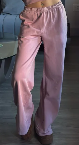 Klassy Network Pink Wide-Leg SweatPants thumbnail 1