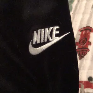 Nike Black Velour Sweatpants thumbnail 2
