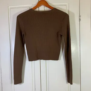 Brandy Melville Brown Shannon Ribbed V-Neck Button Cropped Cardigan Sweater thumbnail 7