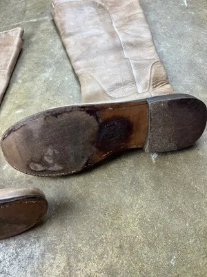 Frye Paige Tall Leather Riding Boots in Light Taupe (with flaw) Size: 9 1/2B thumbnail 8