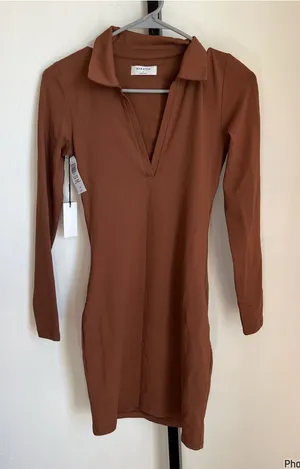 Aritizia Babaton Sullivan Contour Brown Long Sleeve Collared Dress Small NEW thumbnail 1